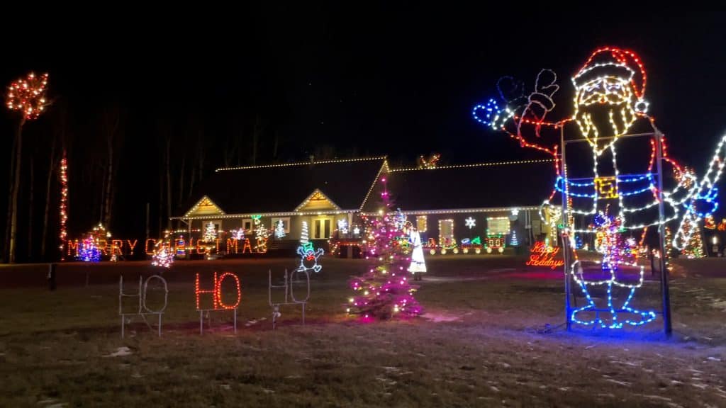 Sean Gallagher has been decorating his property for the community to enjoy for 20 years. ( Jordan Prentice