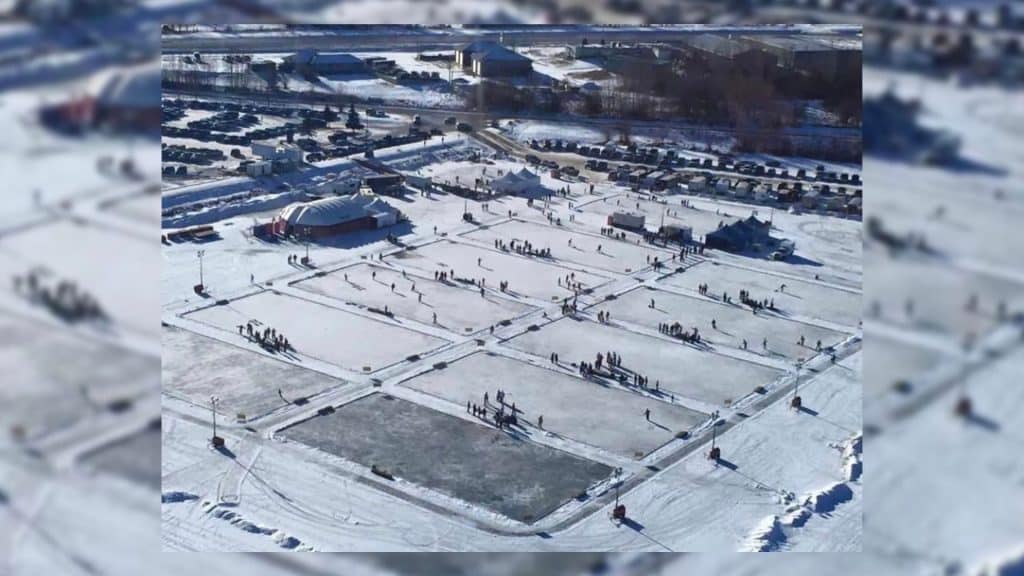 Event organizers for the Crystal Cup Pond Hockey Challenge and Sid Davis Memorial Cup will hold a volunteer sign-up event at Mighty Peace Brewing on Monday.