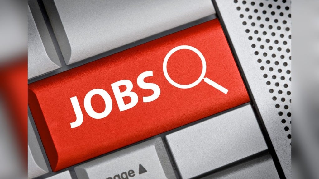 A red key on a keyboard that says "Jobs" next to a magnifying glass.
