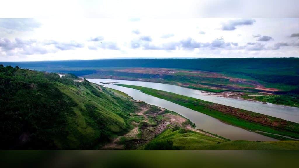 A wide shot of the Peace River.