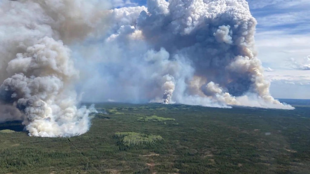 The Parker Lake wildfire. (BC Wildfire Service)