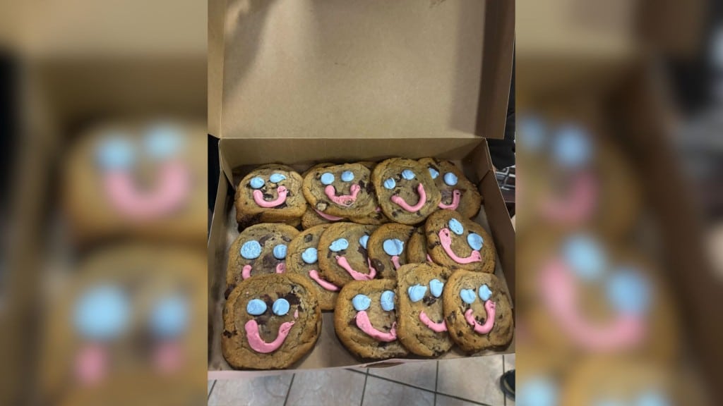 The Smile Cookie campaign, run in collaboration with Tim Hortons, raises money for the Fort St. John Hospital Foundation. (Catarina Costa/Energeticcity.ca)