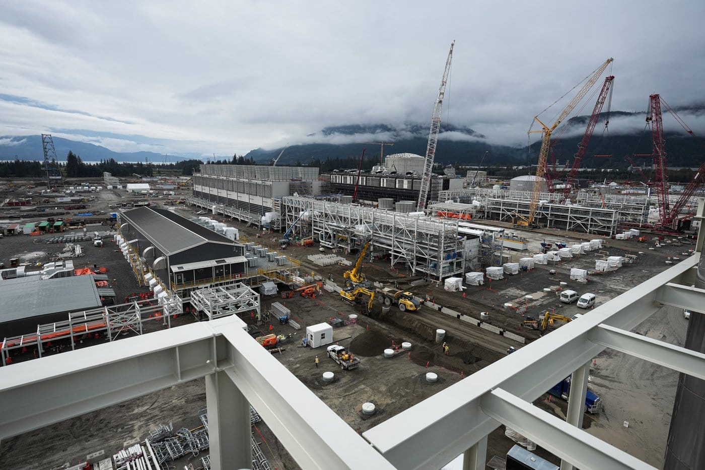 Design contract awarded for proposed phase two of LNG Canada project in Kitimat