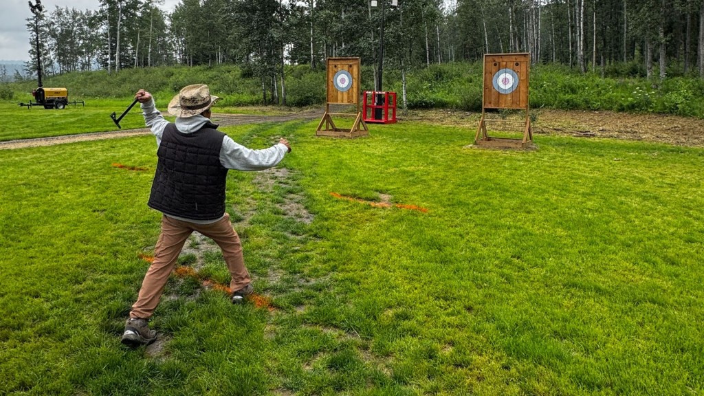 There are various activities at Arbor Days 2025, including axe throwing. (Ed Hitchins, Energeticcity.ca)