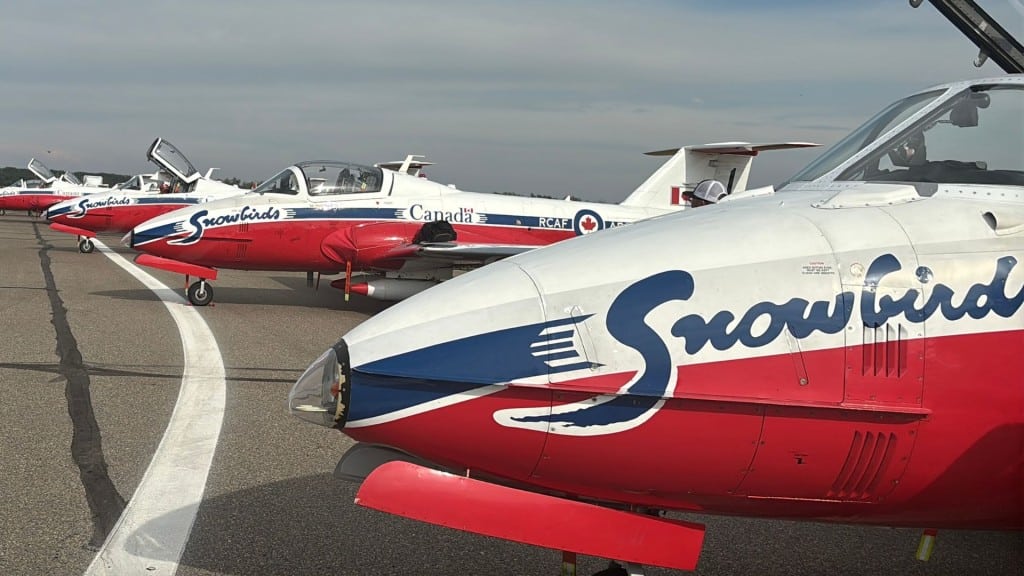 Snowbirds who are to perform at Fort St. John International Airshow. (Caitlin Coombes, Energeticcity.ca)