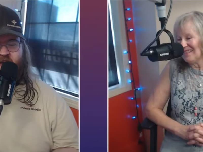 Energeticcity.ca reporter Steve Berard (left) sits down with artist Julene Gunther (right) on This Week in the Peace.(Energeticcity.ca)