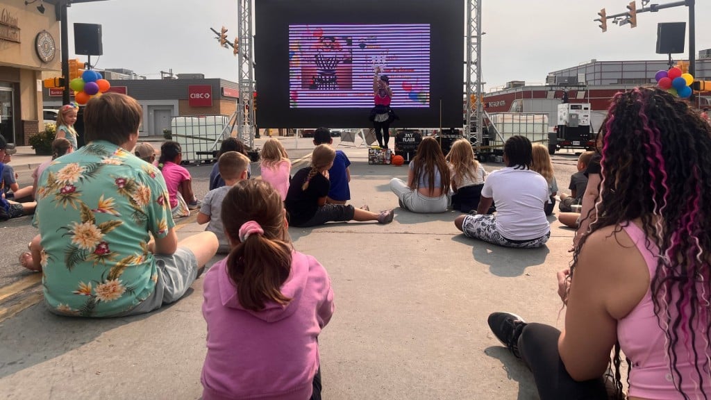 Jay Flair performing at the Moose FM Block Party 2025, presented by RE/MAX. (Moose FM)