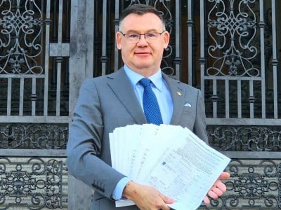 MLA Neufeld at the B.C. Legislative Assembly