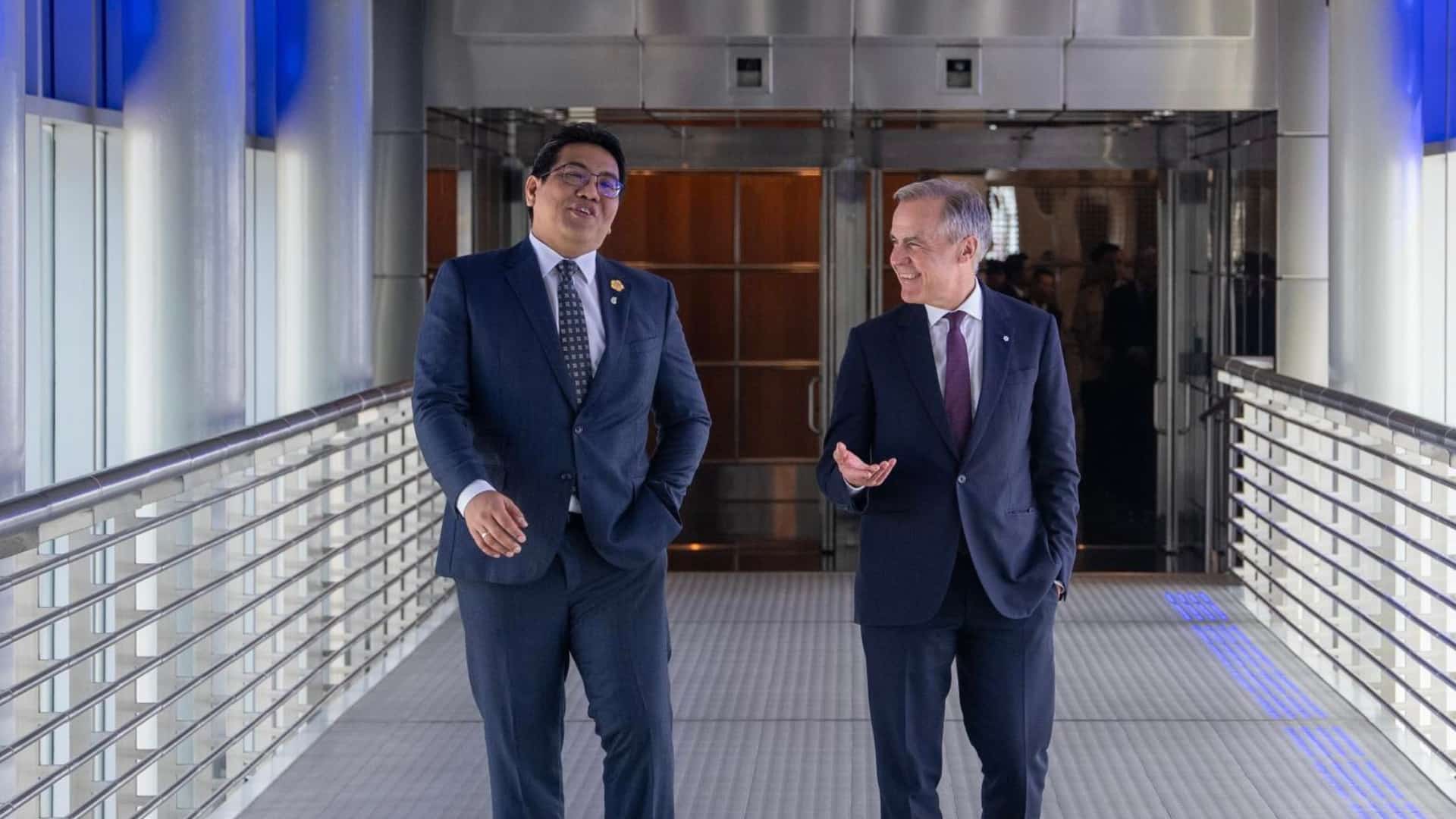 PM meets with Petronas CEO to discuss LNG Canada expansion