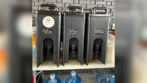 There was free hot chocolate at the kick off event for Winter Fest 2026 in February. (Areli Nuñez, Energeticcity.ca)