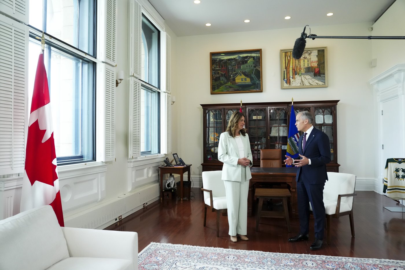 Prime Minister Mark Carney meets with Premier of Alberta Danielle Smith at his office in Ottawa on Friday, May 8, 2026. THE CANADIAN PRESS/Sean Kilpatrick