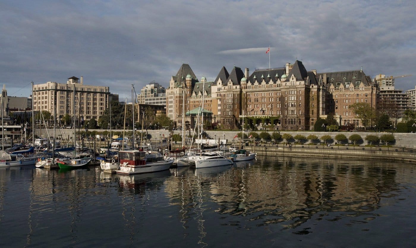 The Fairmont Empress Hotel at the Inner Harbour in downtown Victoria, British Columbia, Canada is shown on Sunday May 4, 2008. THE CANADIAN PRESS — Deddeda Stemler