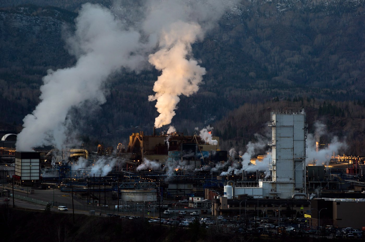 Teck Resources Ltd.'s zinc and lead smelting and refining complex is pictured in Trail, B.C., on Monday Nov. 26, 2012. THE CANADIAN PRESS/Darryl Dyck